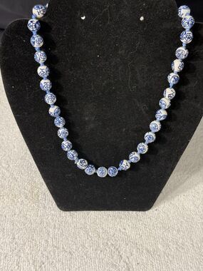 Vtg Chinese Export Blue White Porcelain Shou Knotted 13mm  Bead Necklace Sz18”